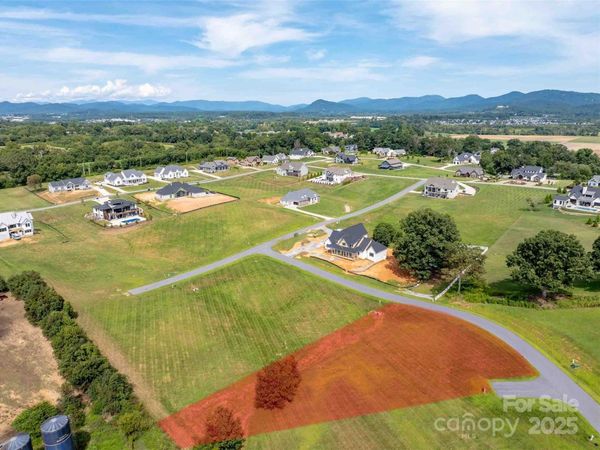 202 Soapstone Trail, Mills River, NC 28759