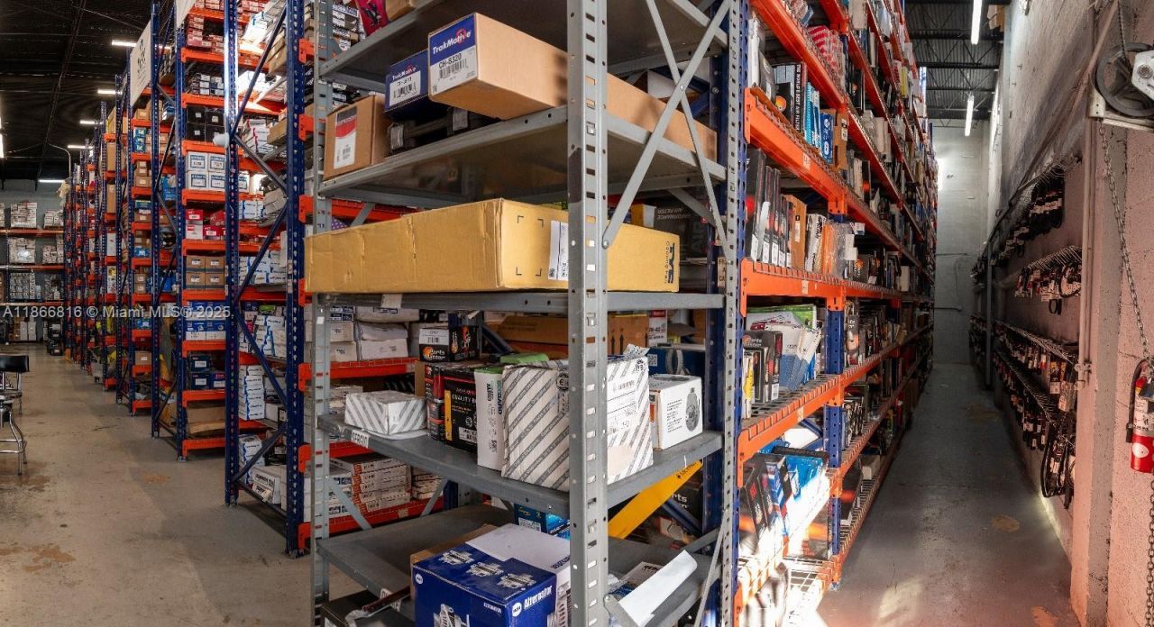 4805 E 10th Ave, Hialeah, FL 33013 Photo