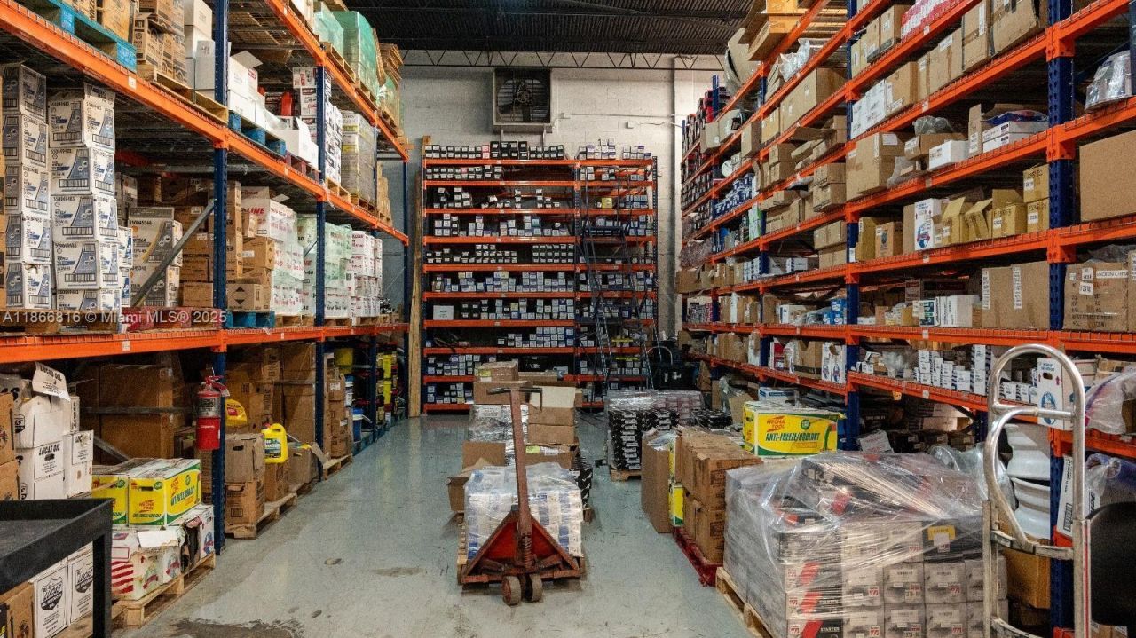 4805 E 10th Ave, Hialeah, FL 33013 Photo