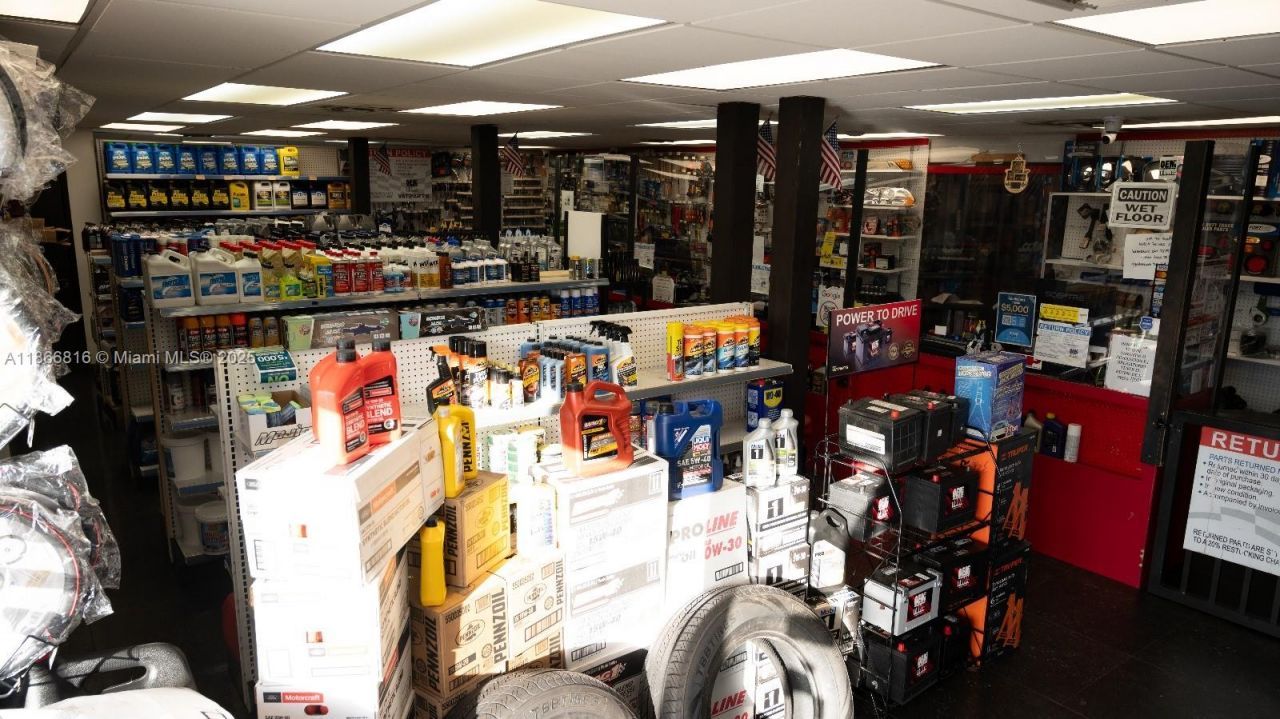 4805 E 10th Ave, Hialeah, FL 33013 Photo