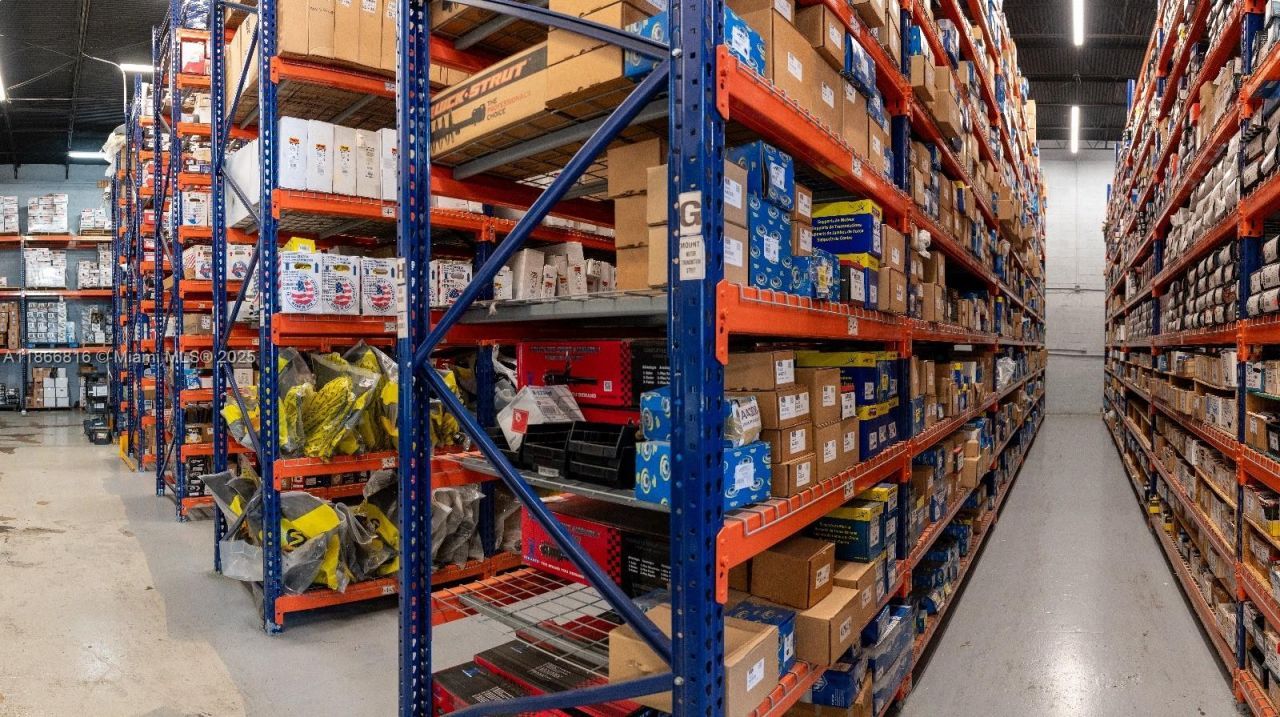 4805 E 10th Ave, Hialeah, FL 33013 Photo