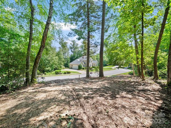 99999 Mistletoe Trail, Hendersonville, NC 28791