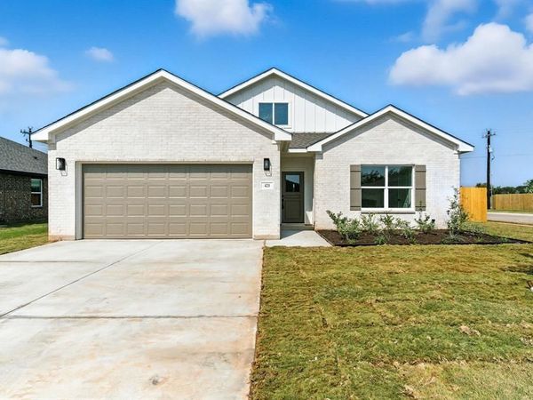 421 Jameson Street, Springtown, TX 76082