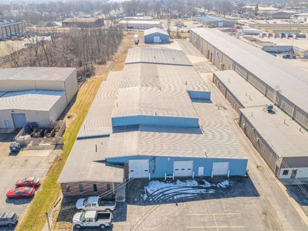 1019 E Summit Street, Crown Point, IN 46307