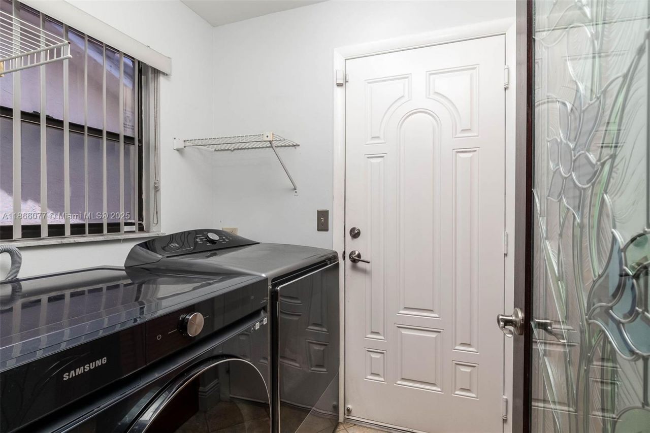 1760 NW 97th Ave, Coral Springs, FL 33071 Photo