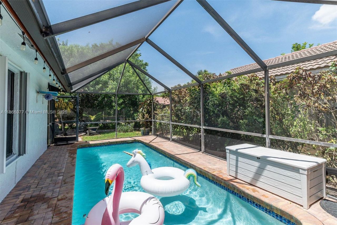 1760 NW 97th Ave, Coral Springs, FL 33071 Photo