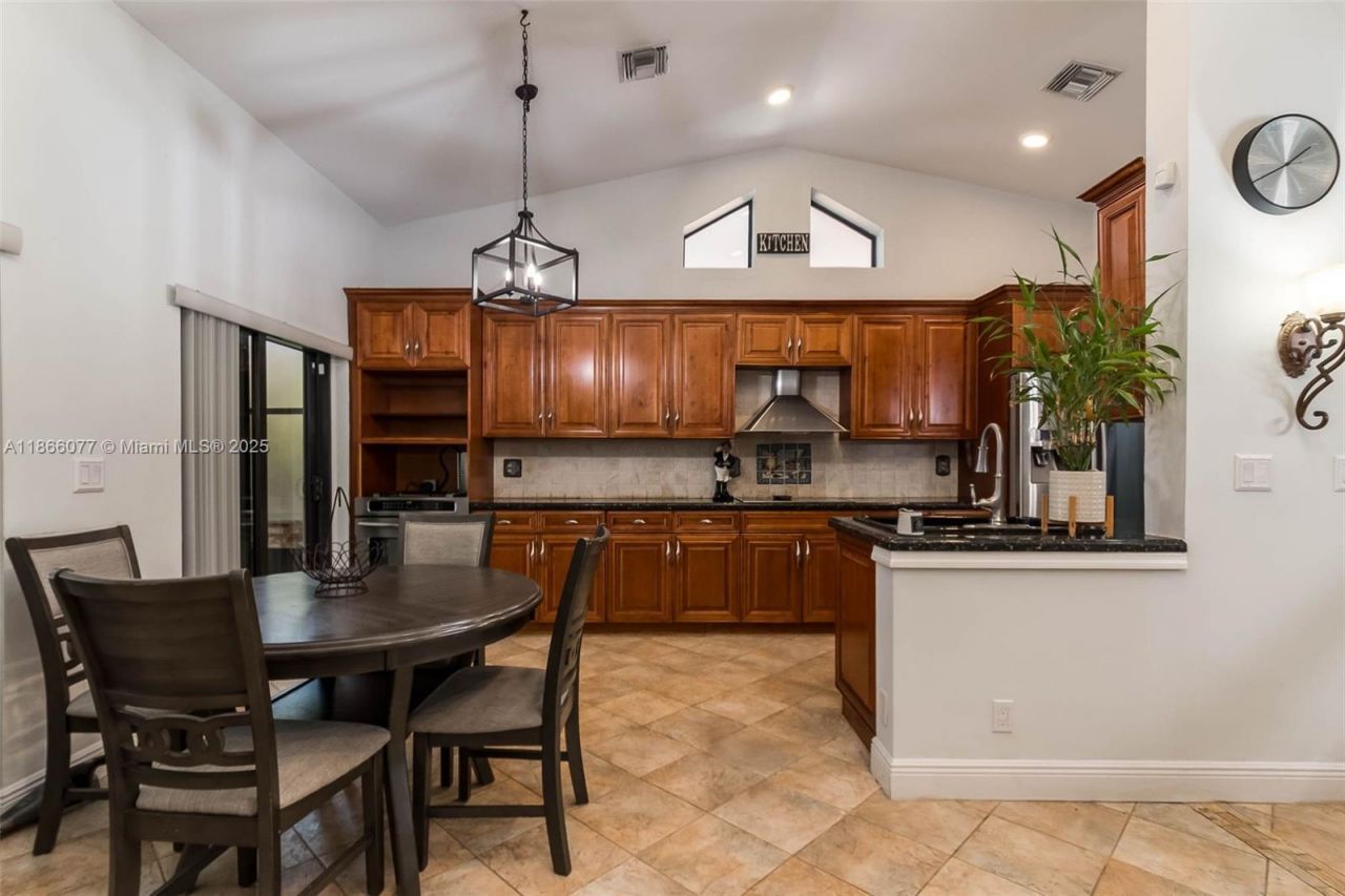 1760 NW 97th Ave, Coral Springs, FL 33071 Photo