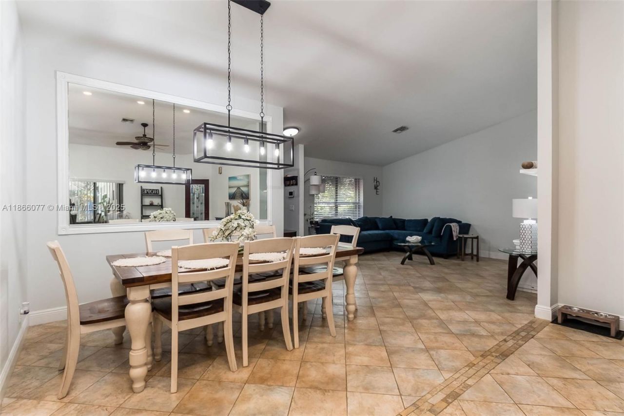 1760 NW 97th Ave, Coral Springs, FL 33071 Photo