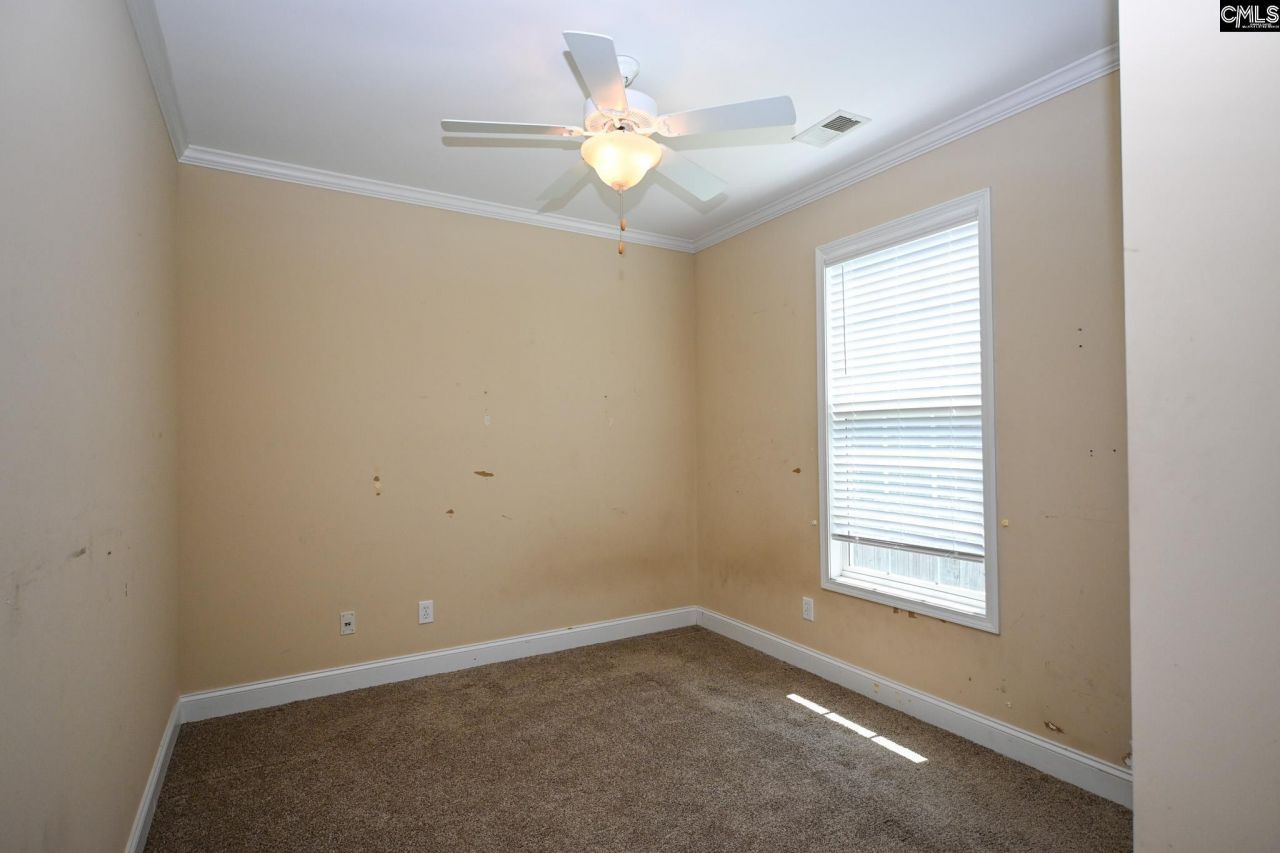 212 Harebell Lane Photo 28