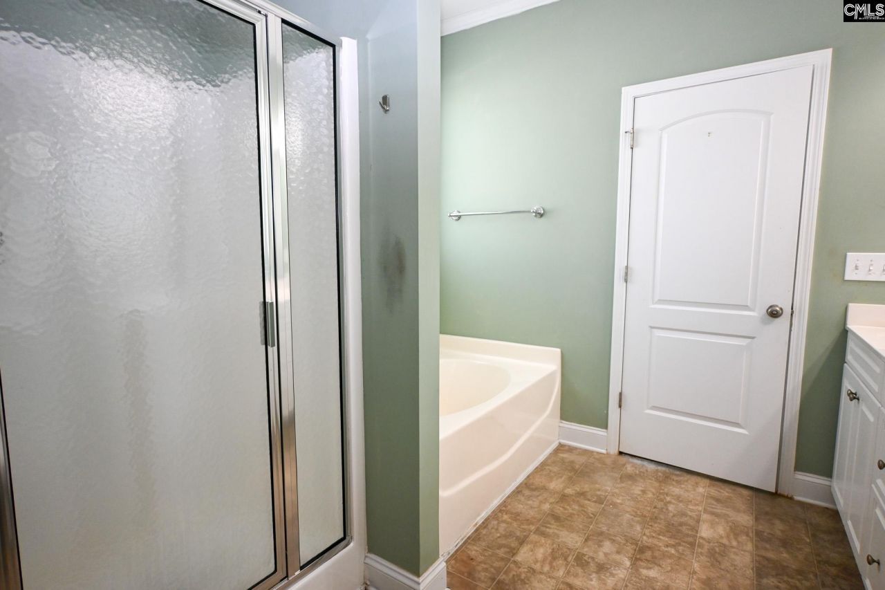 212 Harebell Lane Photo 37