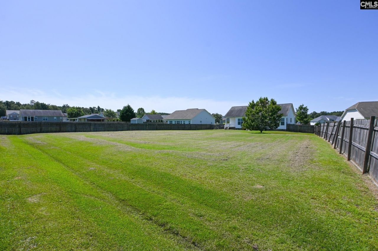 212 Harebell Lane Photo 44