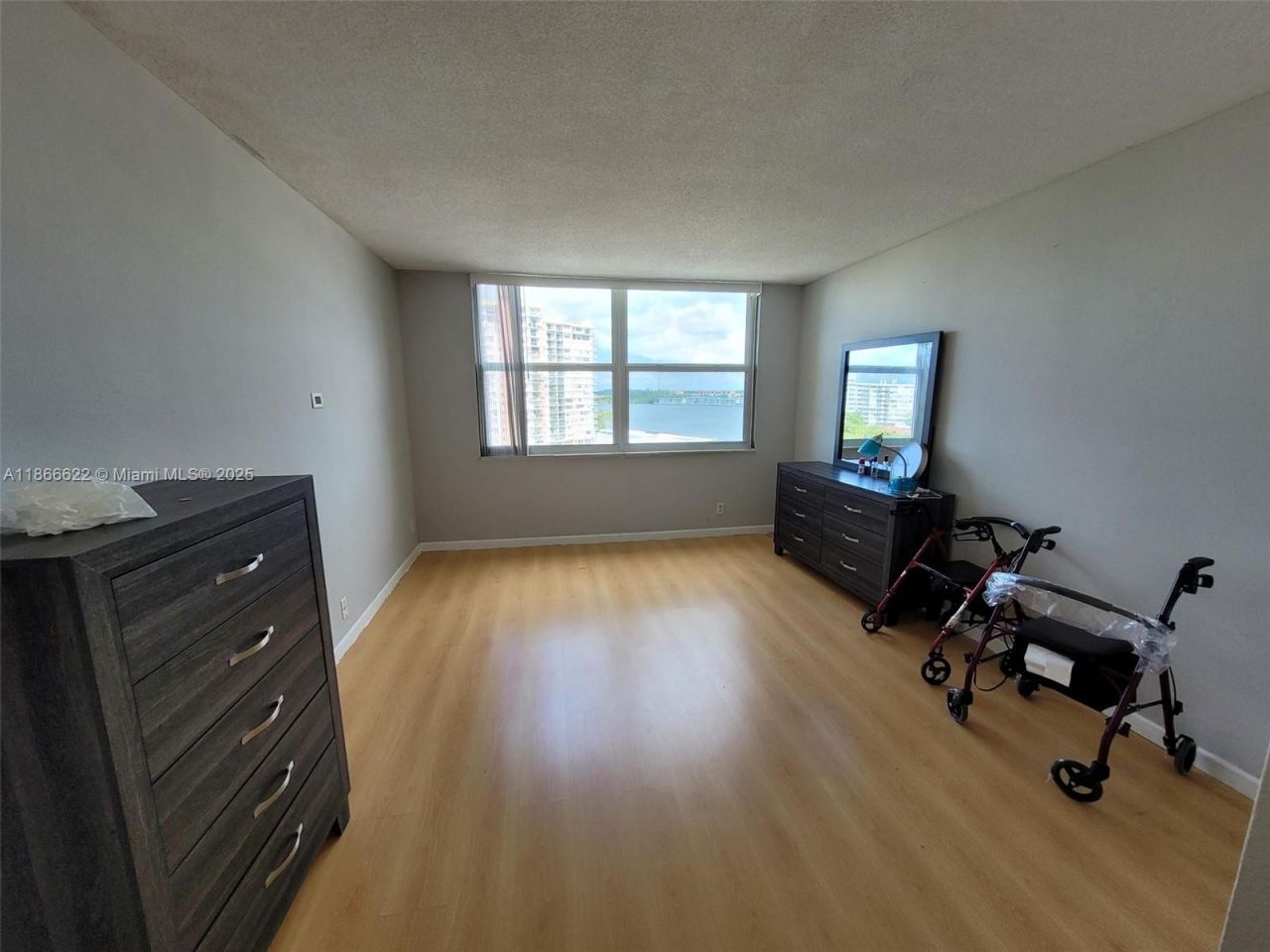 1401 NE Miami Gardens Dr, Unit 993, Miami, FL 33179 Photo