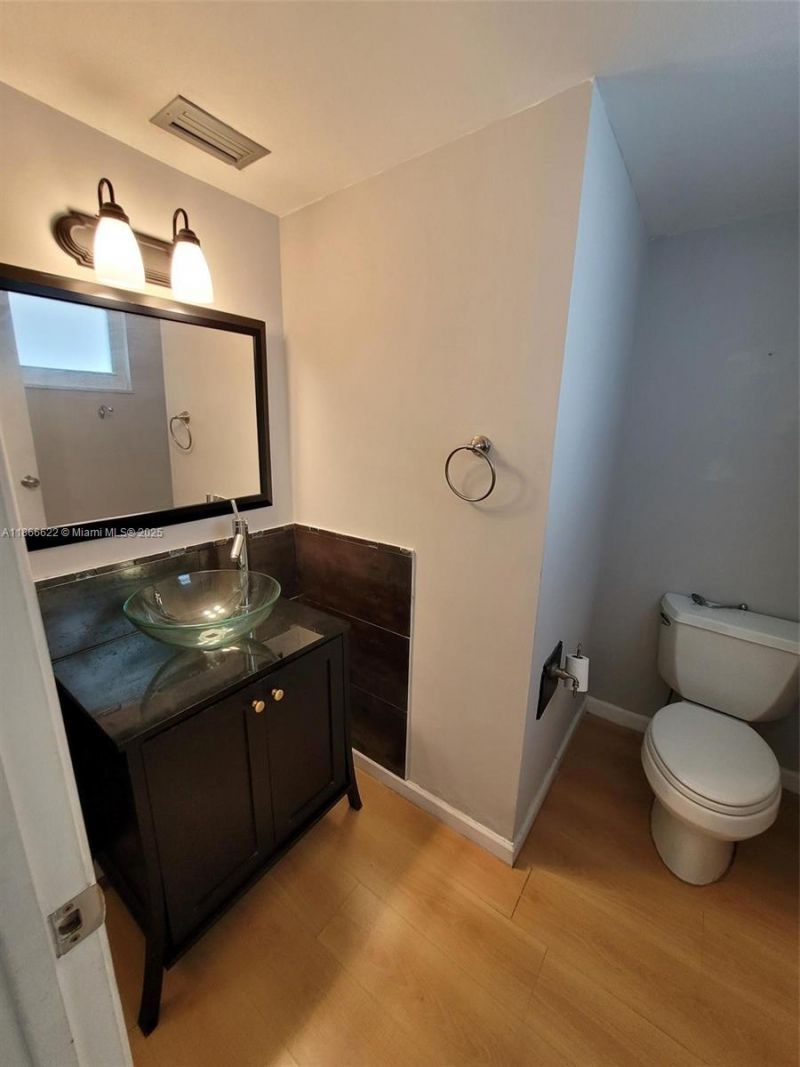 1401 NE Miami Gardens Dr, Unit 993, Miami, FL 33179 Photo