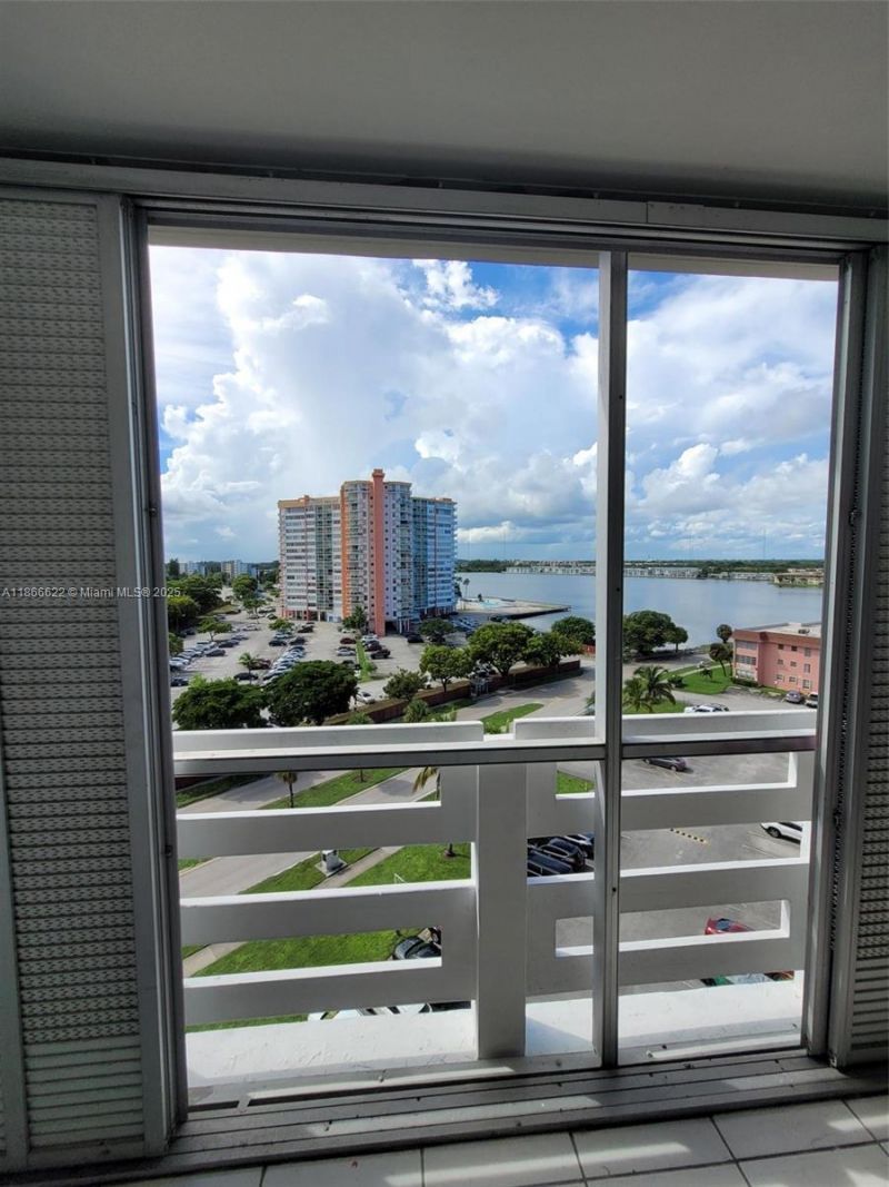 1401 NE Miami Gardens Dr, Unit 993, Miami, FL 33179 Photo