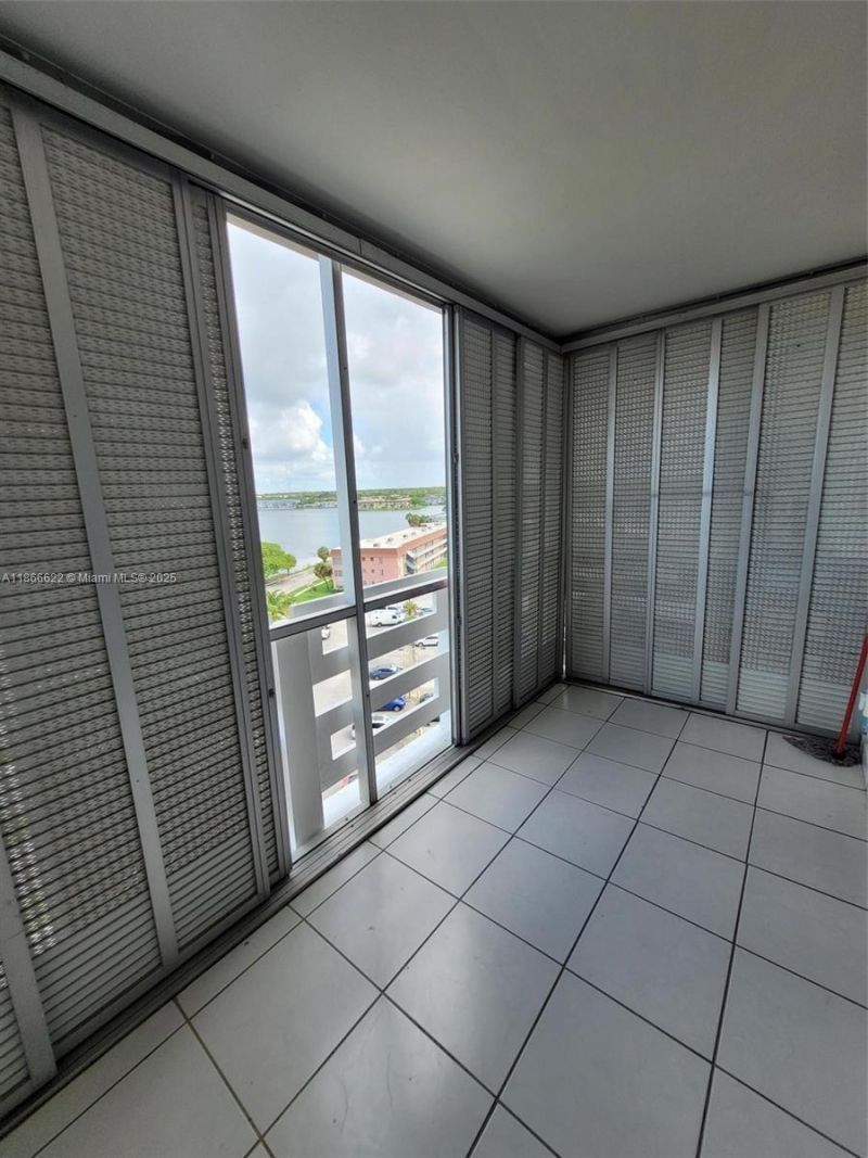 1401 NE Miami Gardens Dr, Unit 993, Miami, FL 33179 Photo