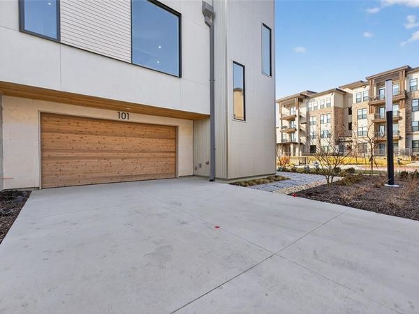 1111 Raiford Road, Unit 101, Carrollton, TX 75007