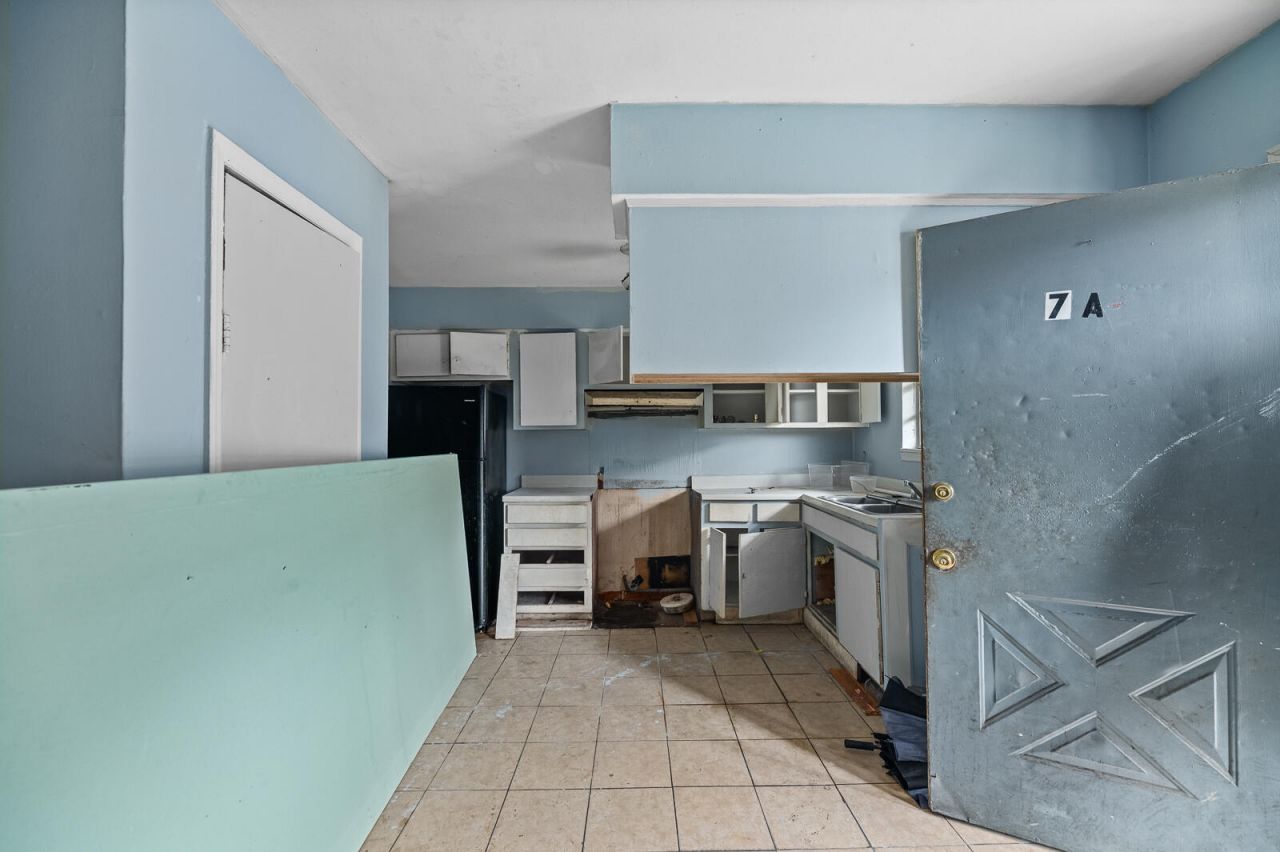 3211 Spruill Avenue Photo 12