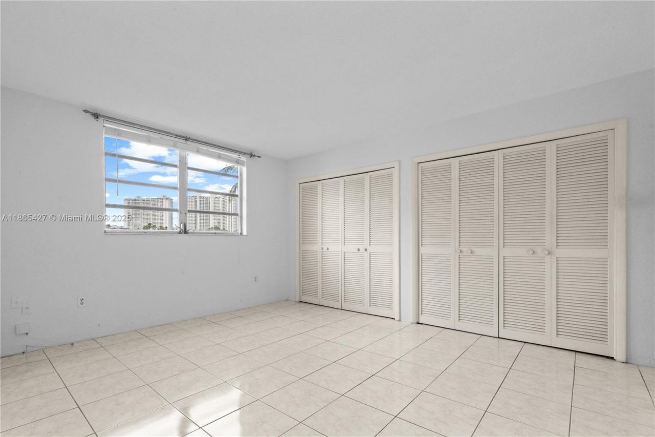 3030 Marcos Dr, Unit T203, Aventura, FL 33160 Photo