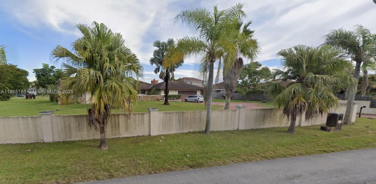 11799 Bailes Rd, Miami, FL 33170 Photo