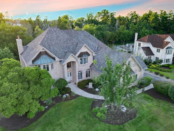 15220 Arbor Drive, Orland Park, IL 60467