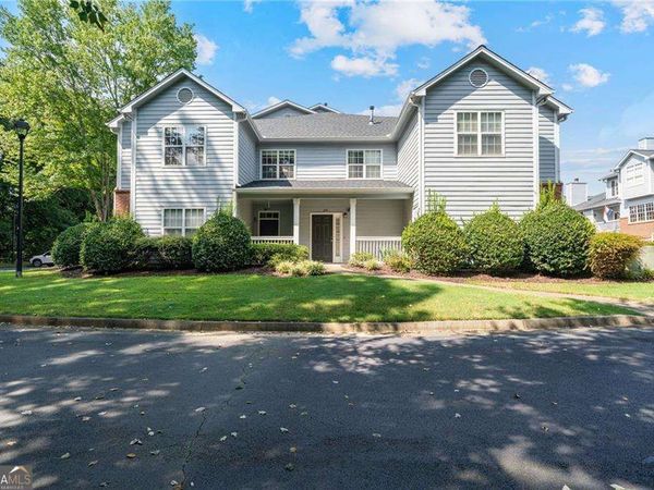 1203 Vinings Forest Lane SE, Unit 12, Smyrna, GA 30080