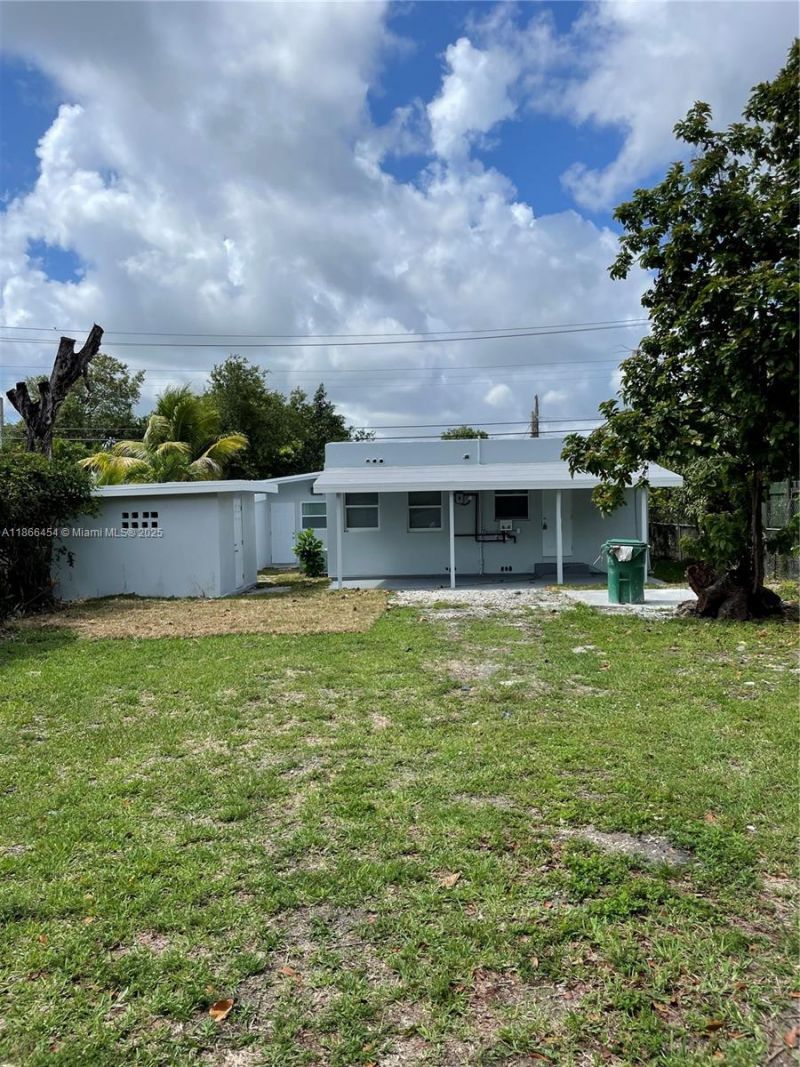 783 NW 98th St, Miami, FL 33150 Photo