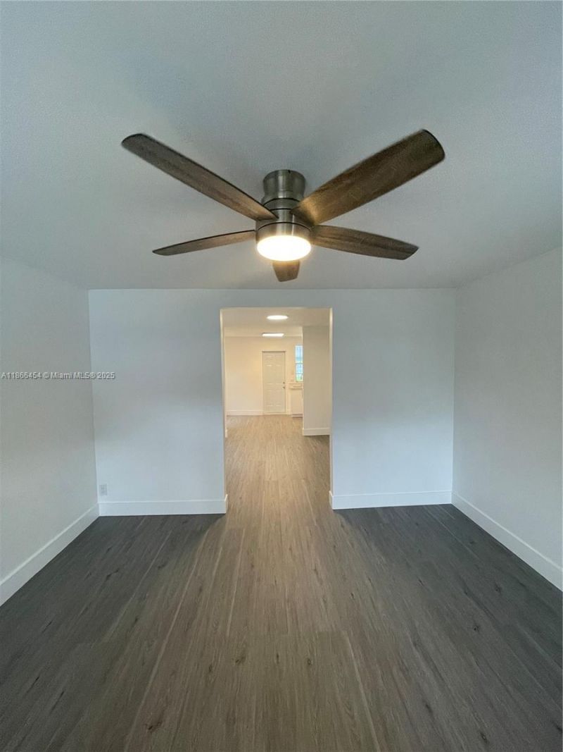 783 NW 98th St, Miami, FL 33150 Photo