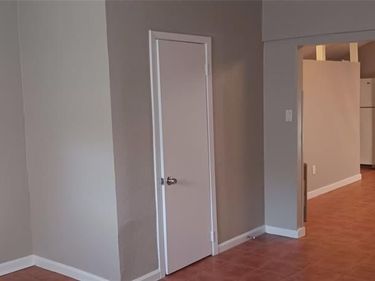 4135B Hawthorne Avenue, Unit B, Dallas, TX 75219