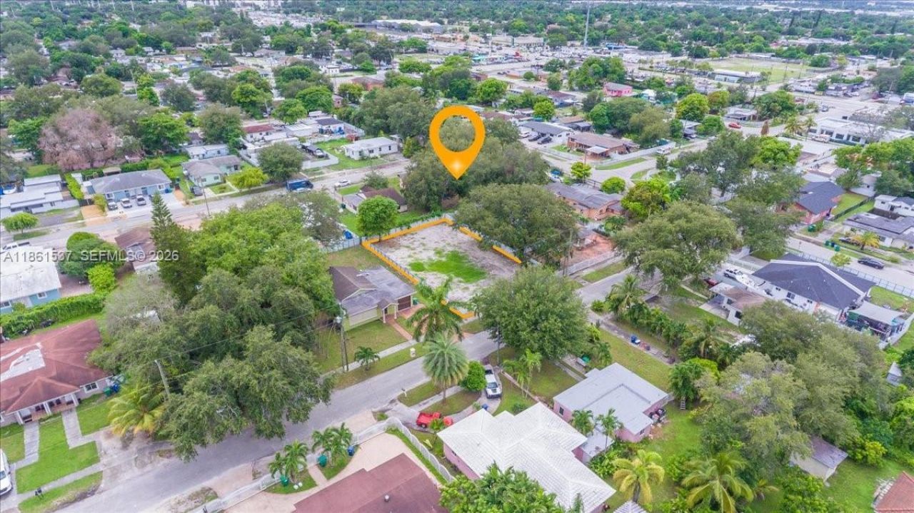2476 NW 97th St, Miami, FL 33147 Photo