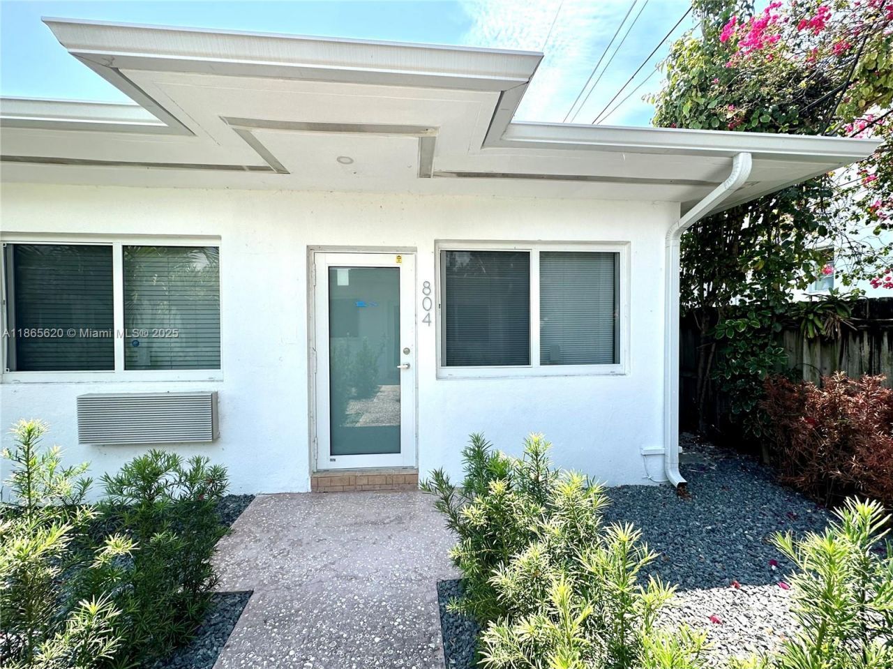 800 85th St, Unit 810, Miami Beach, FL 33141 Photo