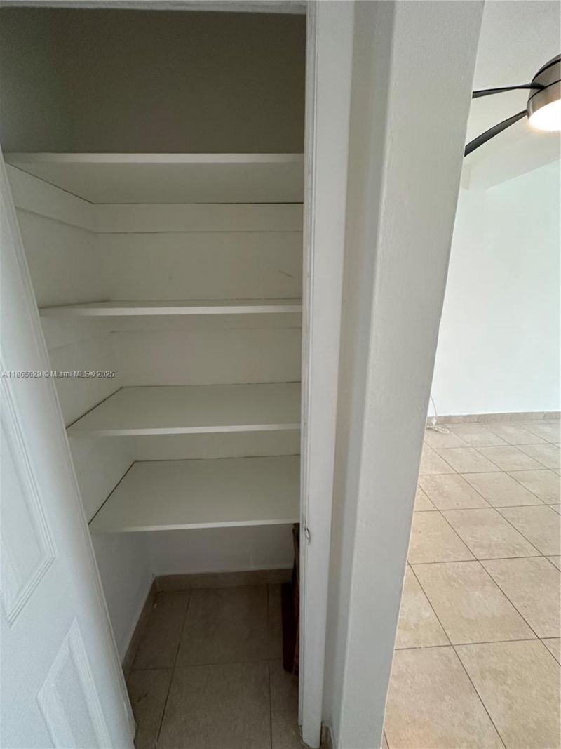 800 85th St, Unit 810, Miami Beach, FL 33141 Photo