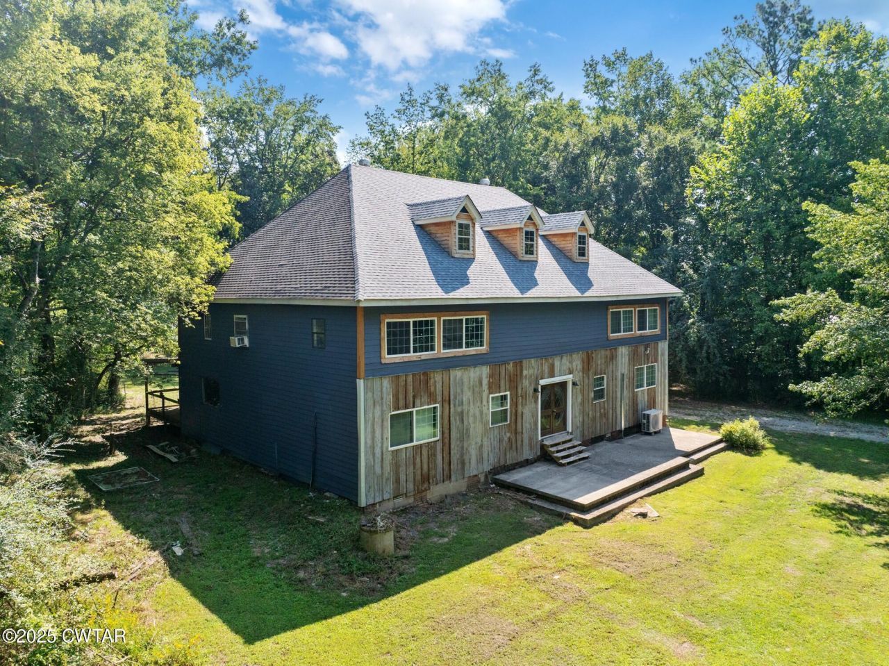 1035 Beacon Road Parsons, TN 38363