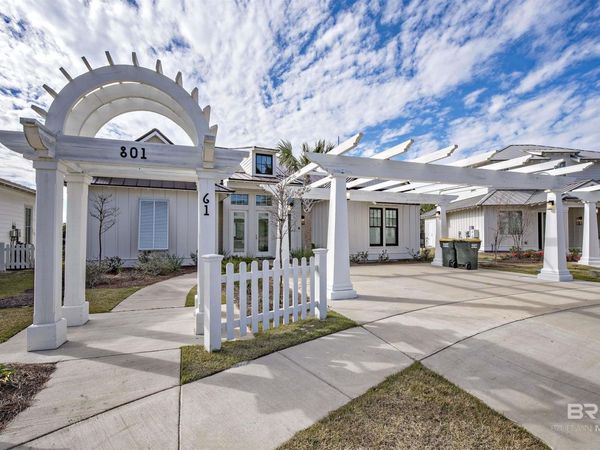 801 Kingston Lane, Gulf Shores, AL 36542