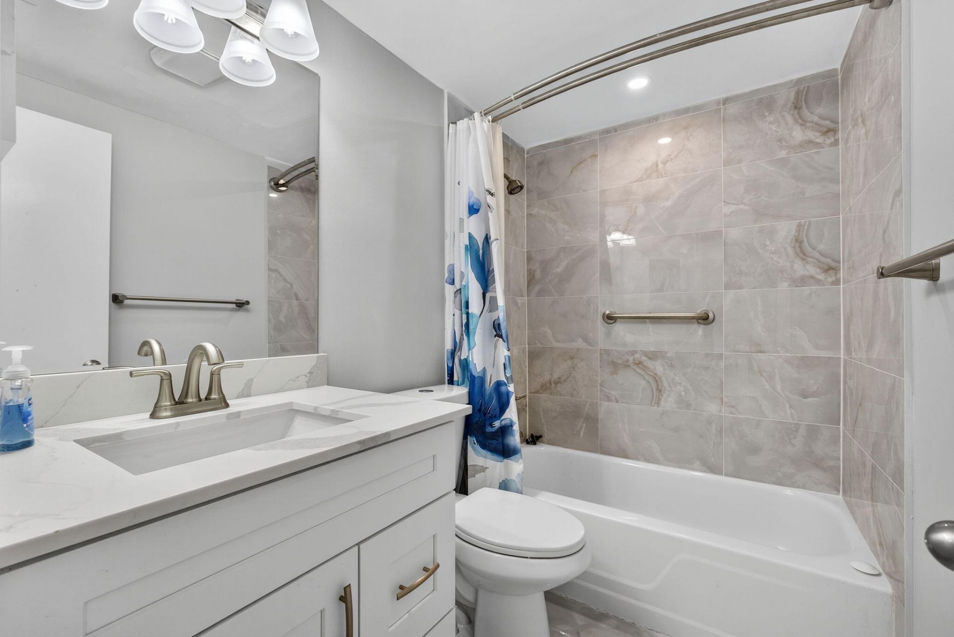 42 Easthampton B, West Palm Beach, FL 33417 Photo