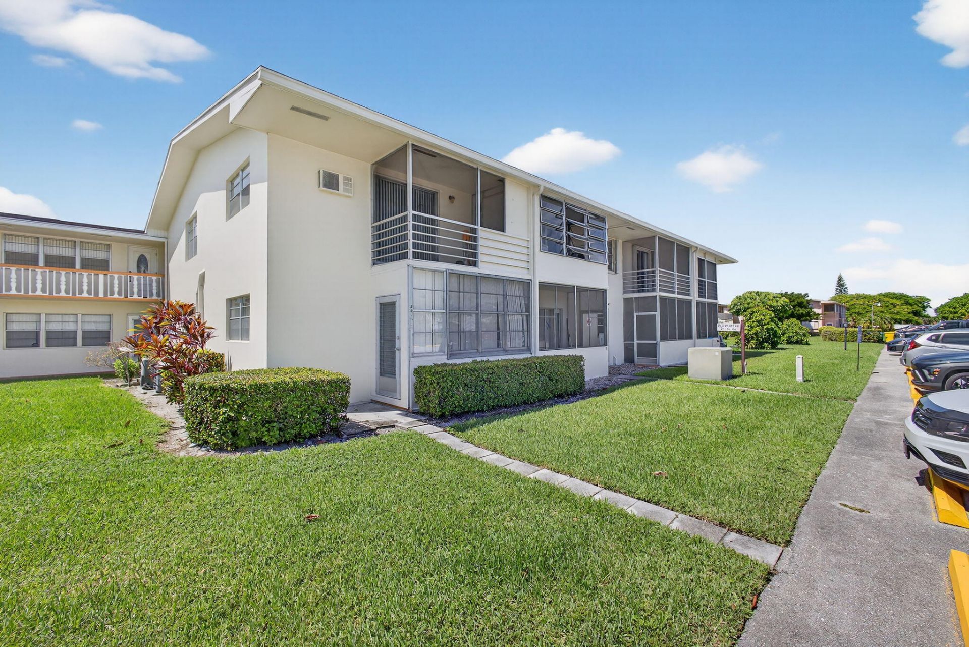 42 Easthampton B, West Palm Beach, FL 33417 Photo