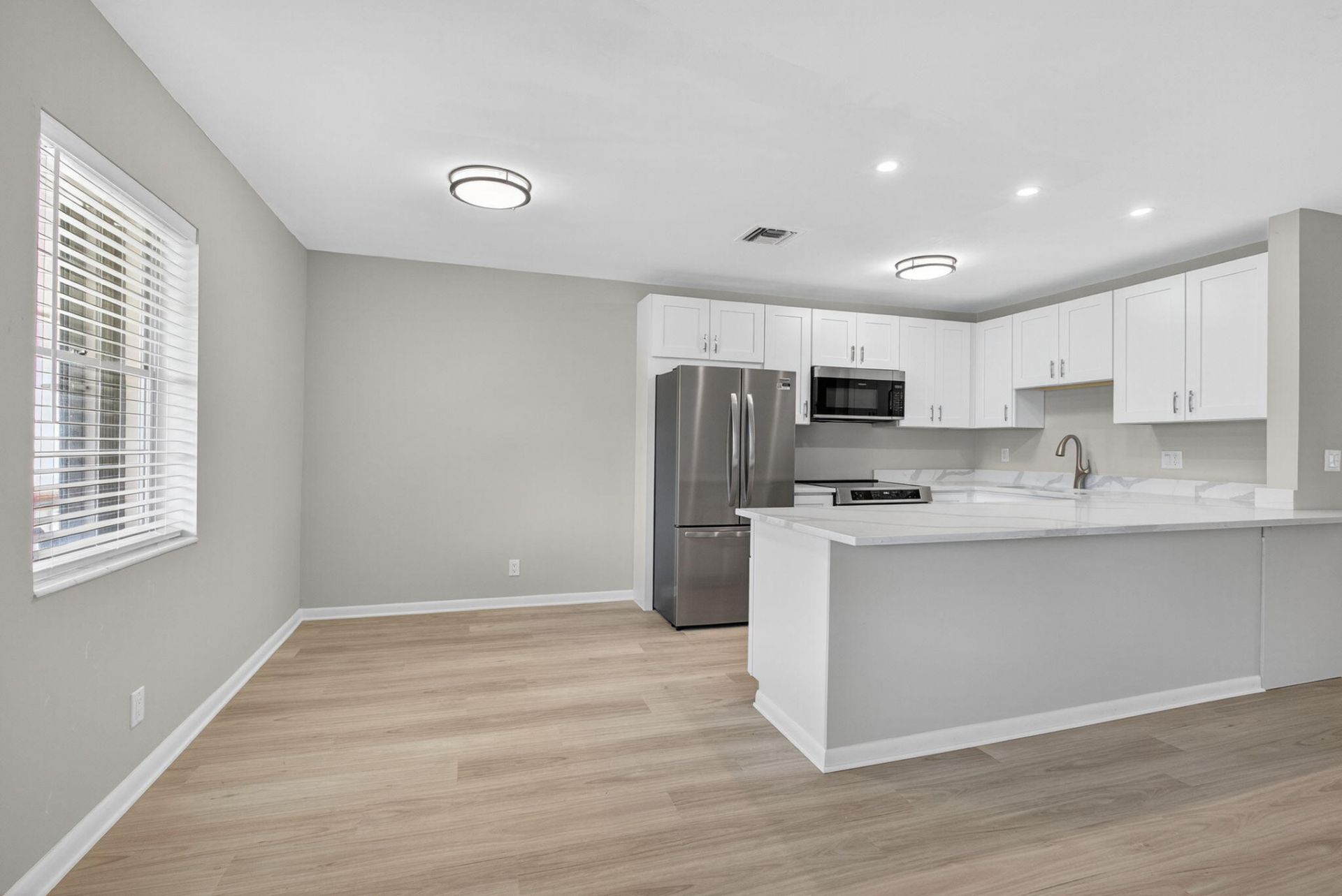 42 Easthampton B, West Palm Beach, FL 33417 Photo