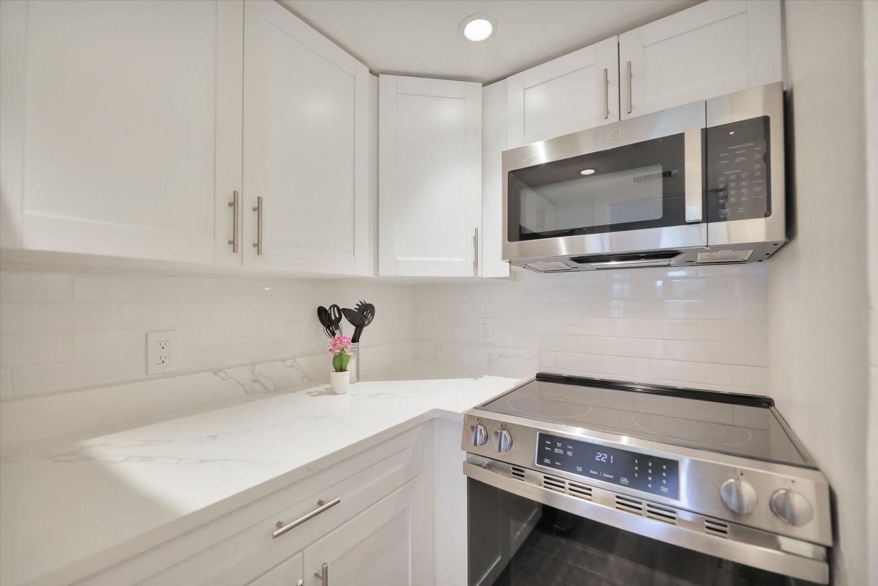 2113 Gulf Beach Villas, Unit 2113, Captiva, FL 33924 Photo