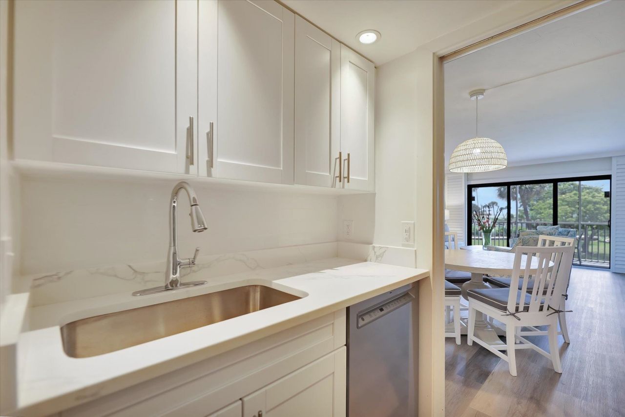 2113 Gulf Beach Villas, Unit 2113, Captiva, FL 33924 Photo