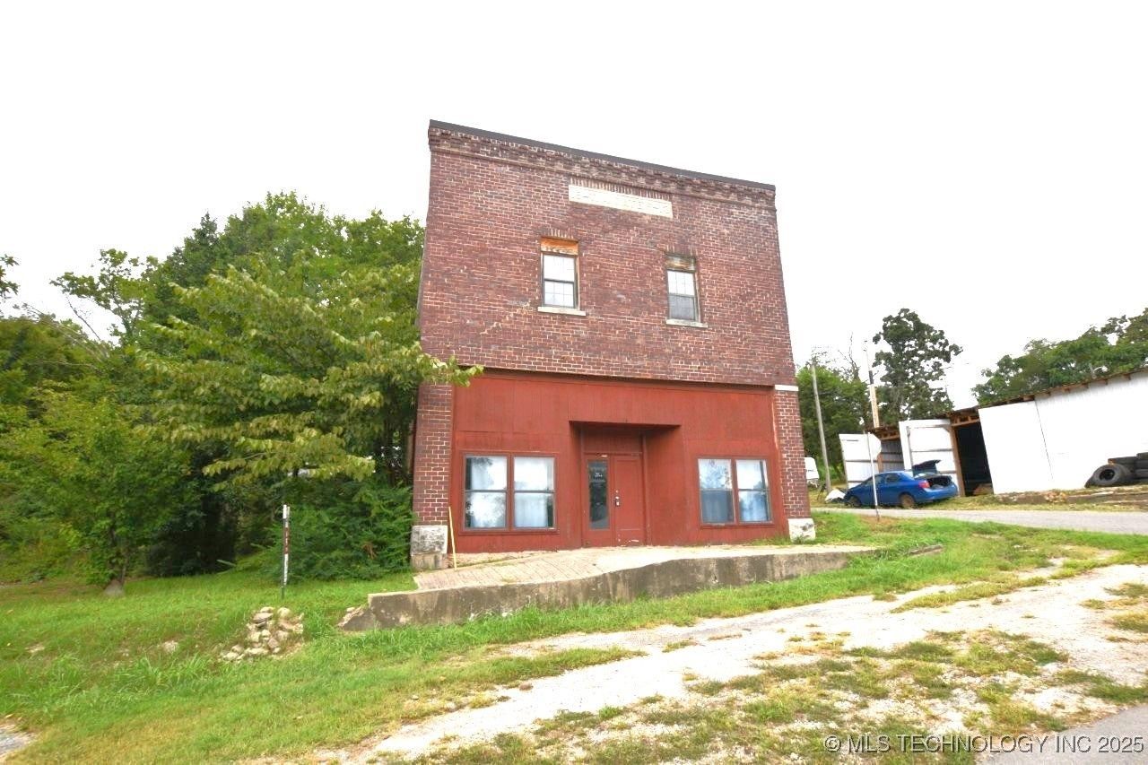 114 Main Street, Watts, OK 74964 Main Photo