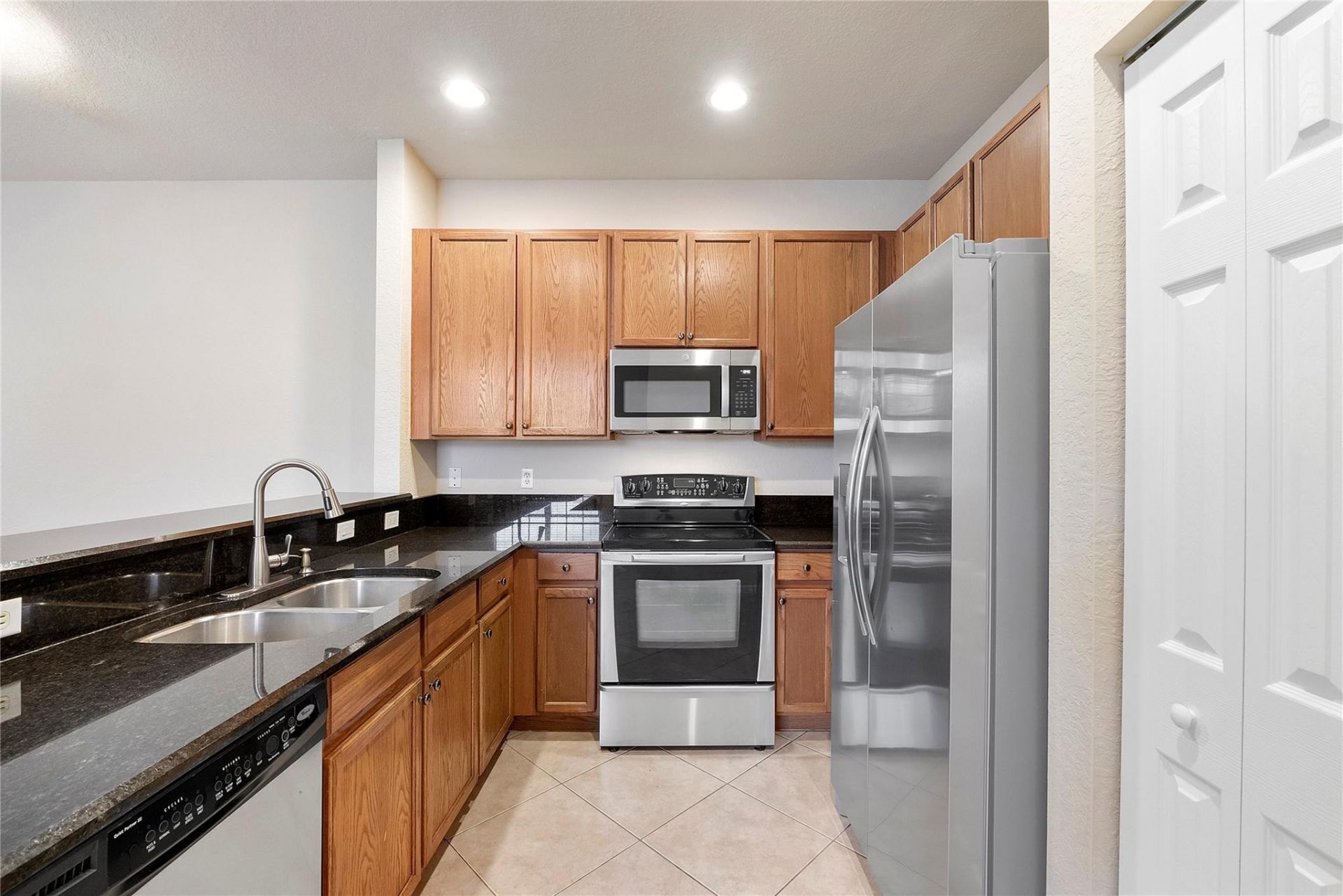 9065 Plymouth Place, Unit 9065, Tamarac, FL 33321 Photo