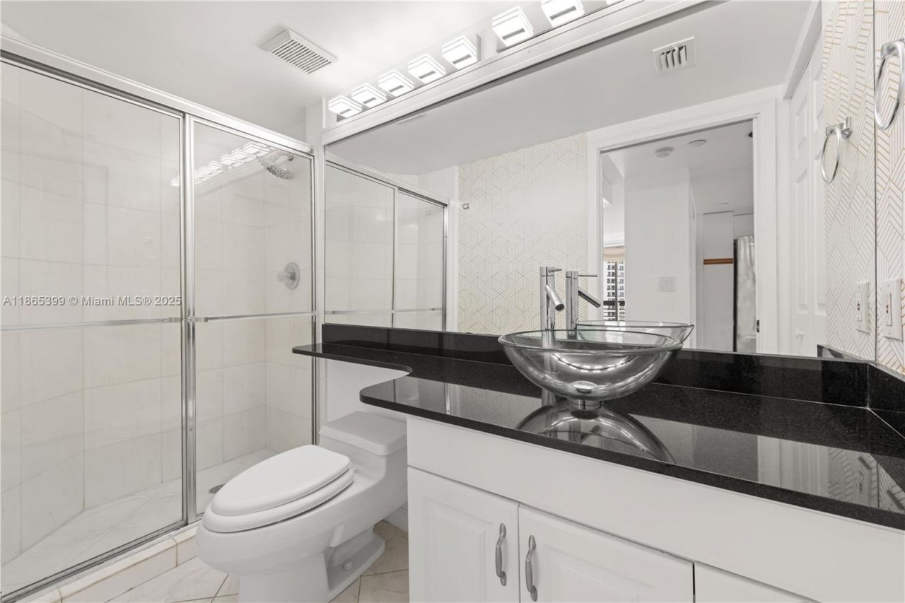 3530 Mystic Pointe Dr, Unit 3206, Aventura, FL 33180 Photo