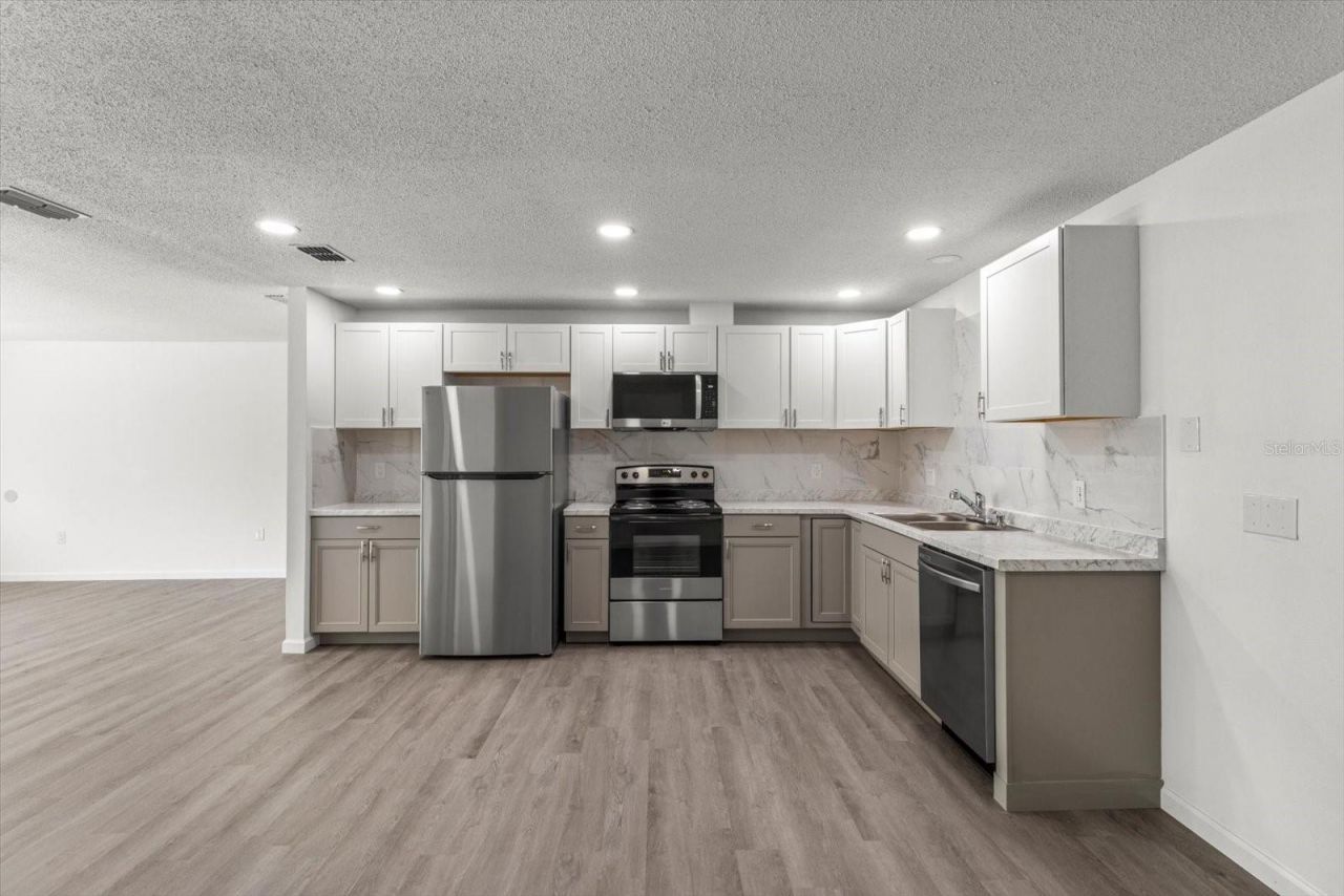 5700 S Calgary Terrace, Inverness, FL 34452 Photo