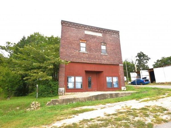 114 Main Street, Watts, OK 74964