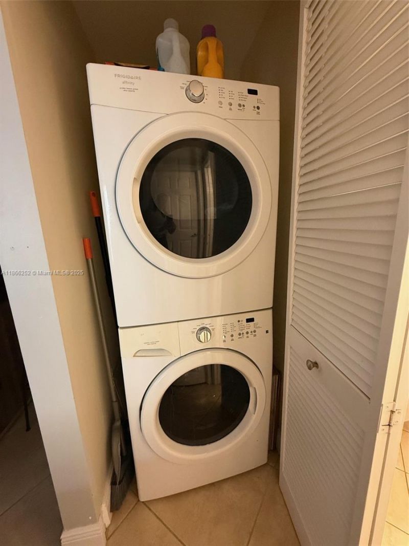 8395 SW 73rd Ave, Unit 509, Miami, FL 33143 Photo