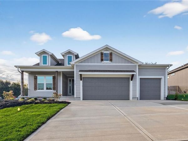 14198 S Pickering Street, Olathe, KS 66061