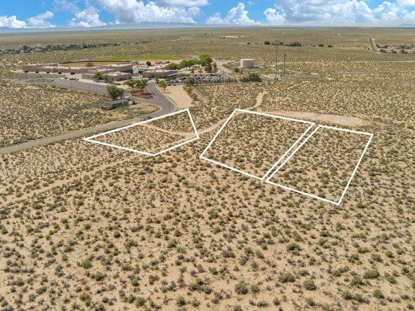 RIO DEL ORO, Los Lunas, NM 87031