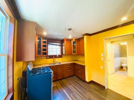 2016 9th St, Sacramento, CA 95818 Photo