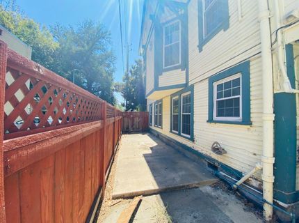 2016 9th St, Sacramento, CA 95818 Photo