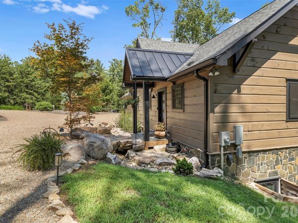 94 Osprey Roost Drive, Nebo, NC 28761