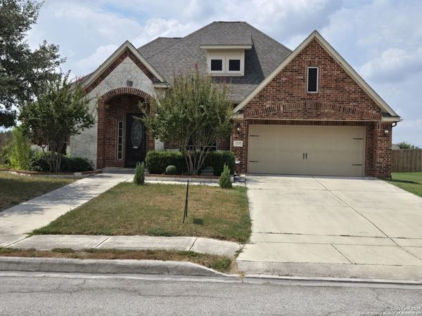 6718 Laura Heights, Schertz, TX 78154